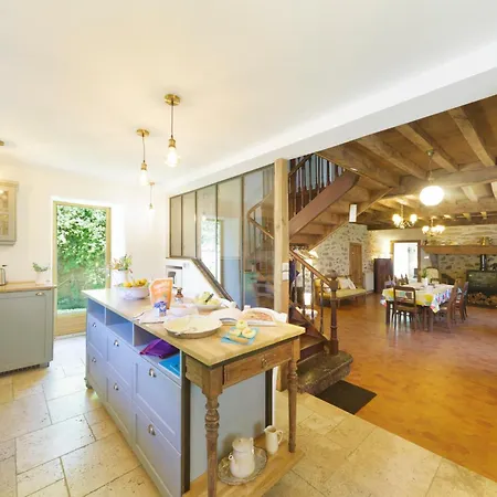 Chez Jeanne, Superbe Corps De Ferme, Vue Imprenable Issor